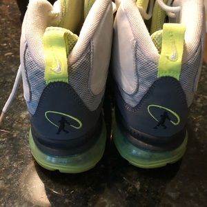 High Top Nike Air Griffey junior neon 24